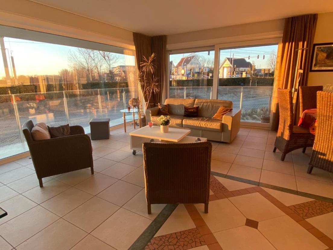 Sunnyside-Of-Thesea - With Open View On Nature, Big Terraces All Around - Very Close To Sea, Beach, Stores, Restaurants & Beach Bars Nieuwpoort Exterior foto